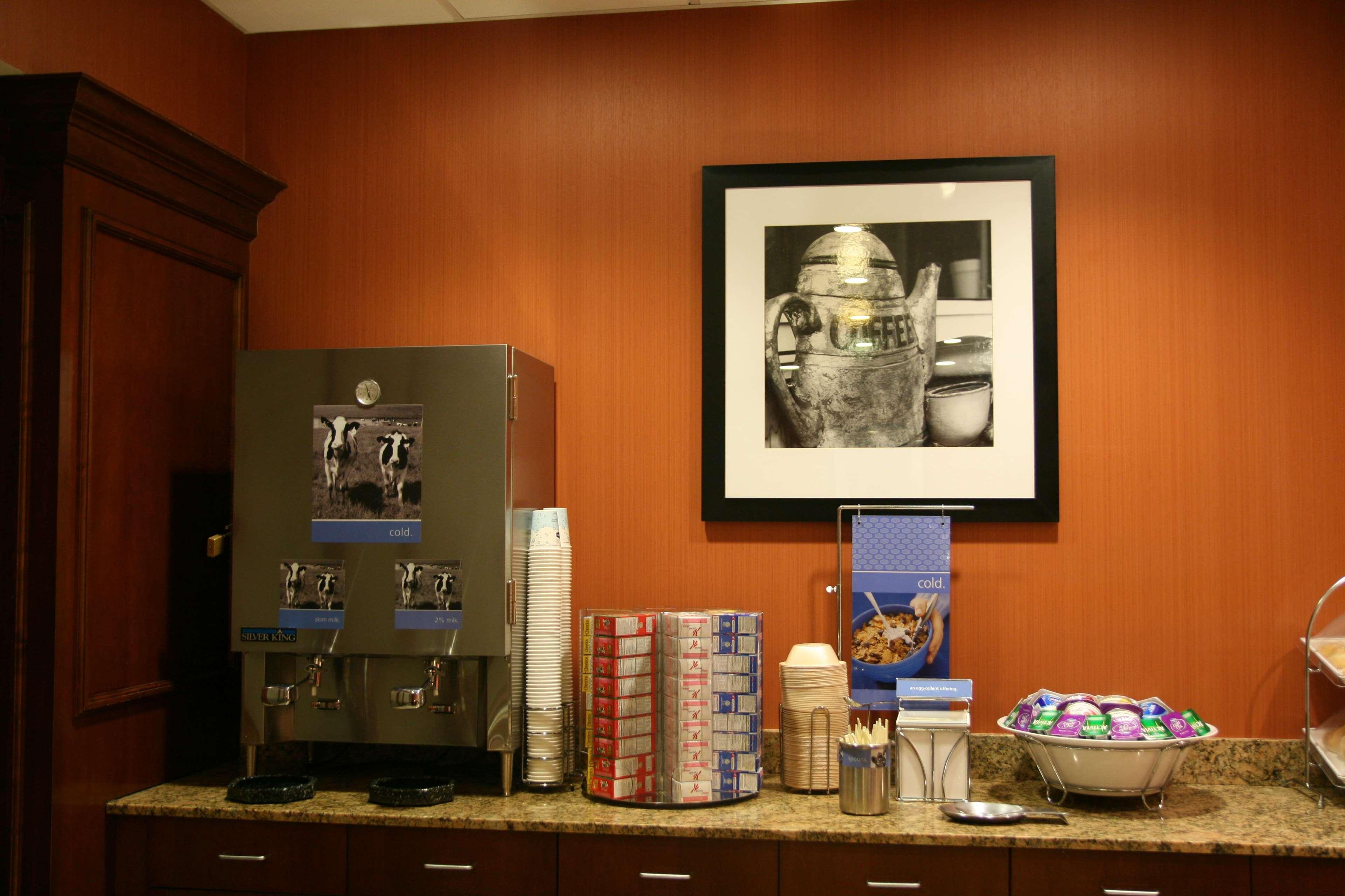 Hampton Inn Raynham-Taunton מראה חיצוני תמונה