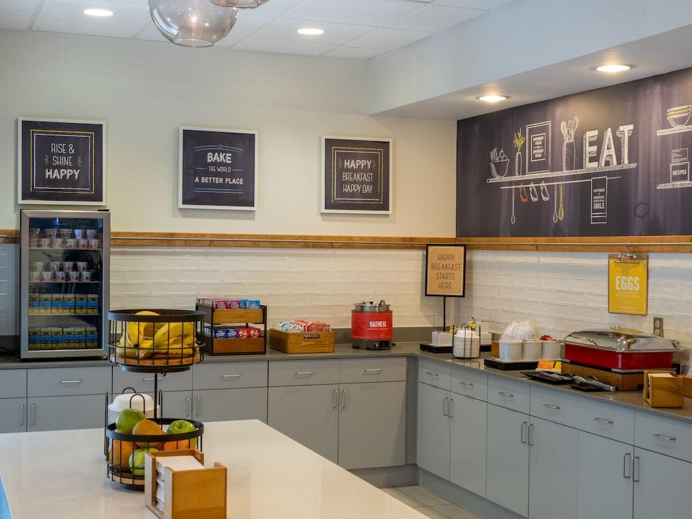 Hampton Inn Raynham-Taunton מראה חיצוני תמונה