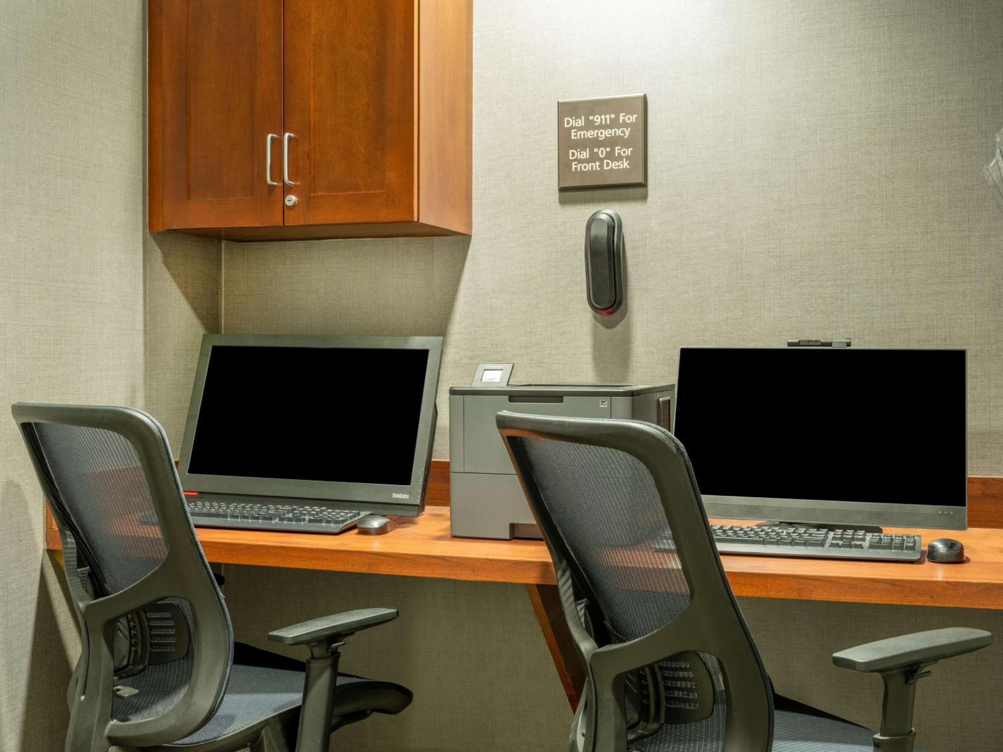 Hampton Inn Raynham-Taunton מראה חיצוני תמונה