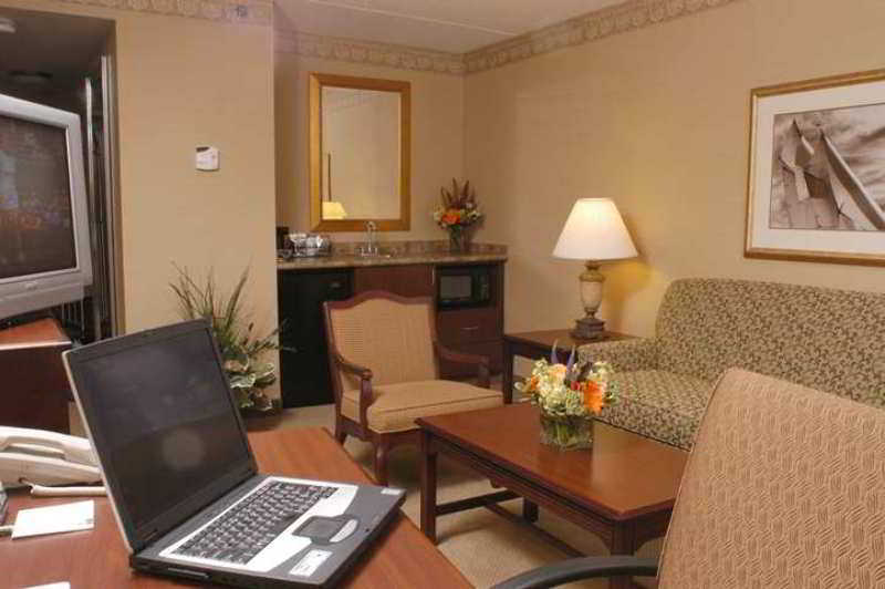 Hampton Inn Raynham-Taunton חדר תמונה